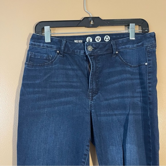 Rewash Navy Distressed Cropped Jeans Size 11 Jeans Bundle Deal! See description - Picture 4 of 7